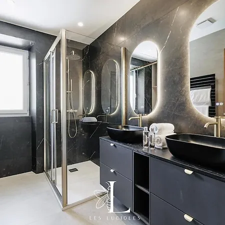 Les Lucioles 9 - Luxury 2 Bedroom Apartamento