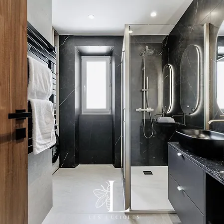 Les Lucioles 9 - Luxury 2 Bedroom شقة *